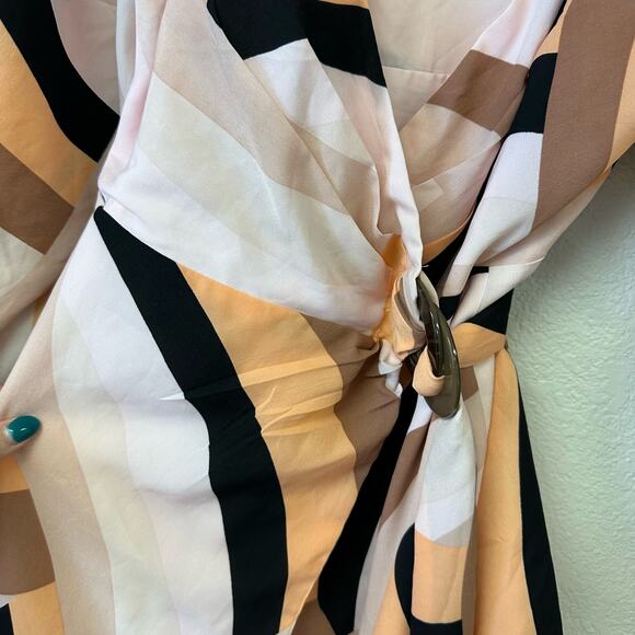 Hutch Geo Wrap Mini Dress Long Sleeve Patterned Pink Combo Size Medium Petite - Picture 4 of 6